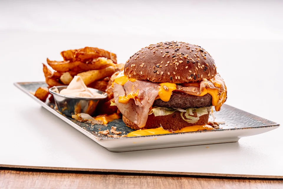 Burger con Mortadela